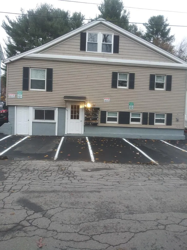 52 Lawrence St - 2 — Photo 1