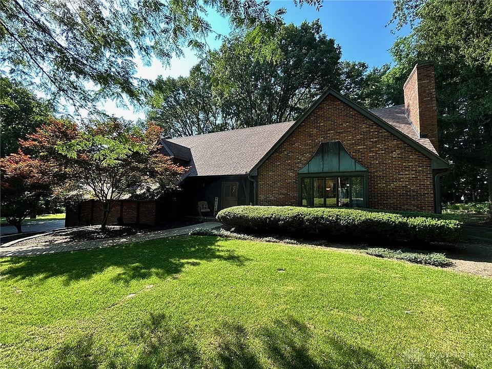 1st image of 568 Louise Dr