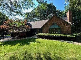 568 Louise Dr, Xenia, OH 45385