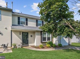 23 Cherry Grove Ln, Sicklerville, NJ 08081