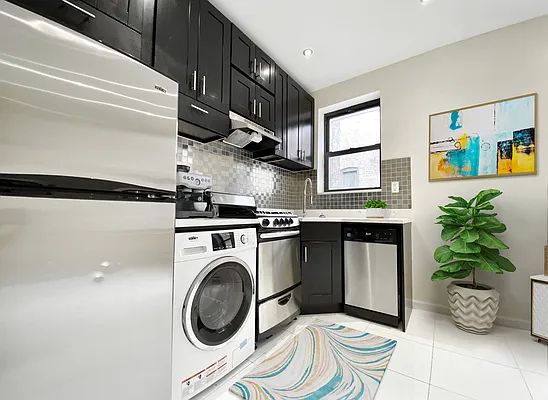 Rented by Vector New York, LLC | media 15