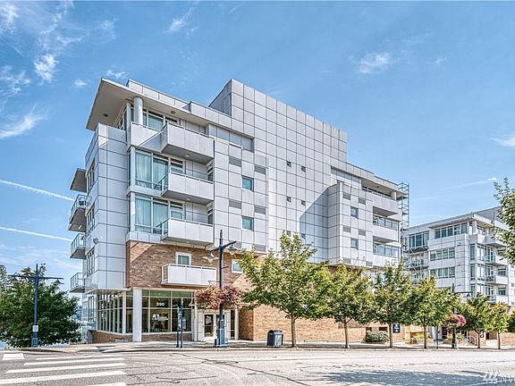 2nd image of 360 Washington Ave Unit 307