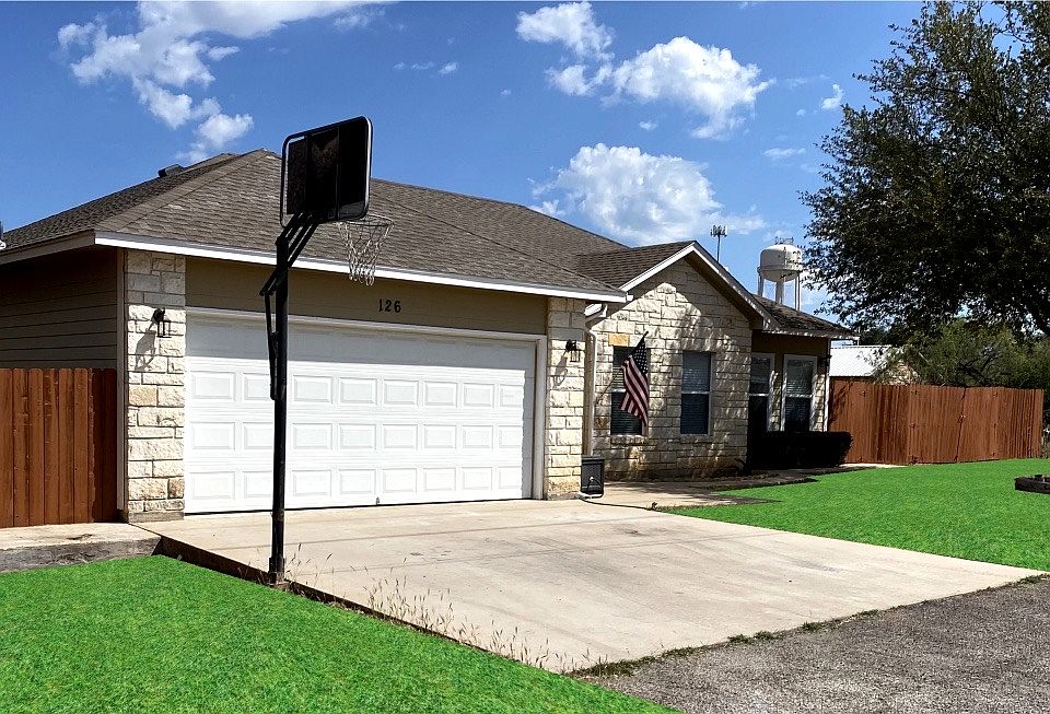1st image of 126 Driftwood Dr