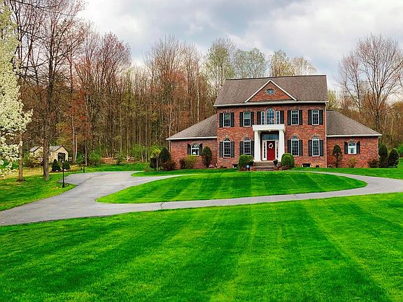 3rd image of 53 Quail Run