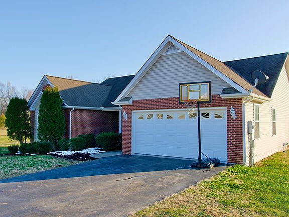 3rd image of 3146 Kave Dr