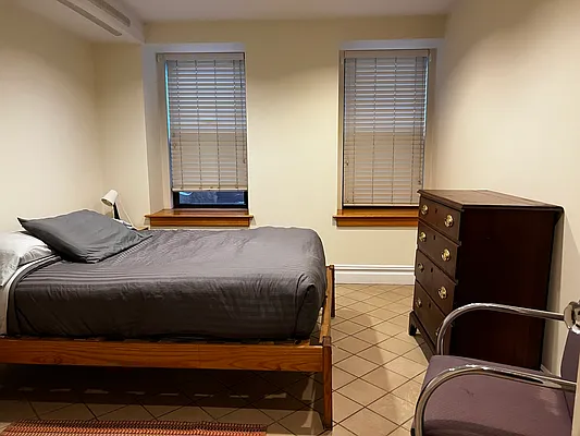 Rented by Oxford Property Group | media 7