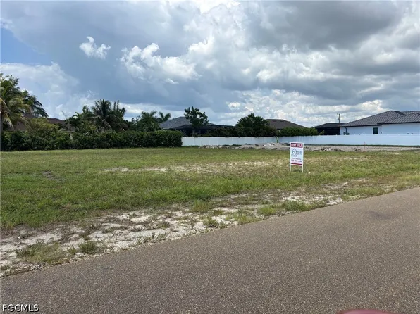 3729 SW 2nd St, Cape Coral, FL 33991