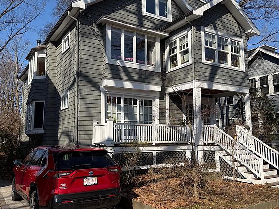 3rd image of 138 Larch Rd #2