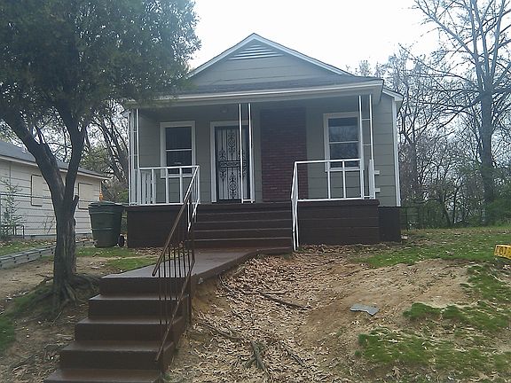 2nd image of 1039 Ethlyn Ave