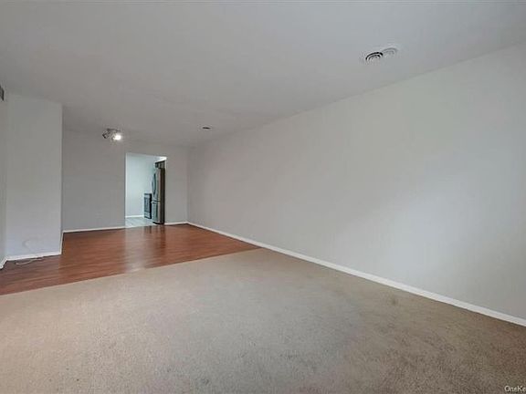4th image of 1402 Baldwin Ln #14B