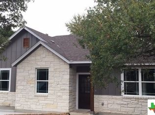 16 Happy Hollow Ln, Wimberley, TX 78676