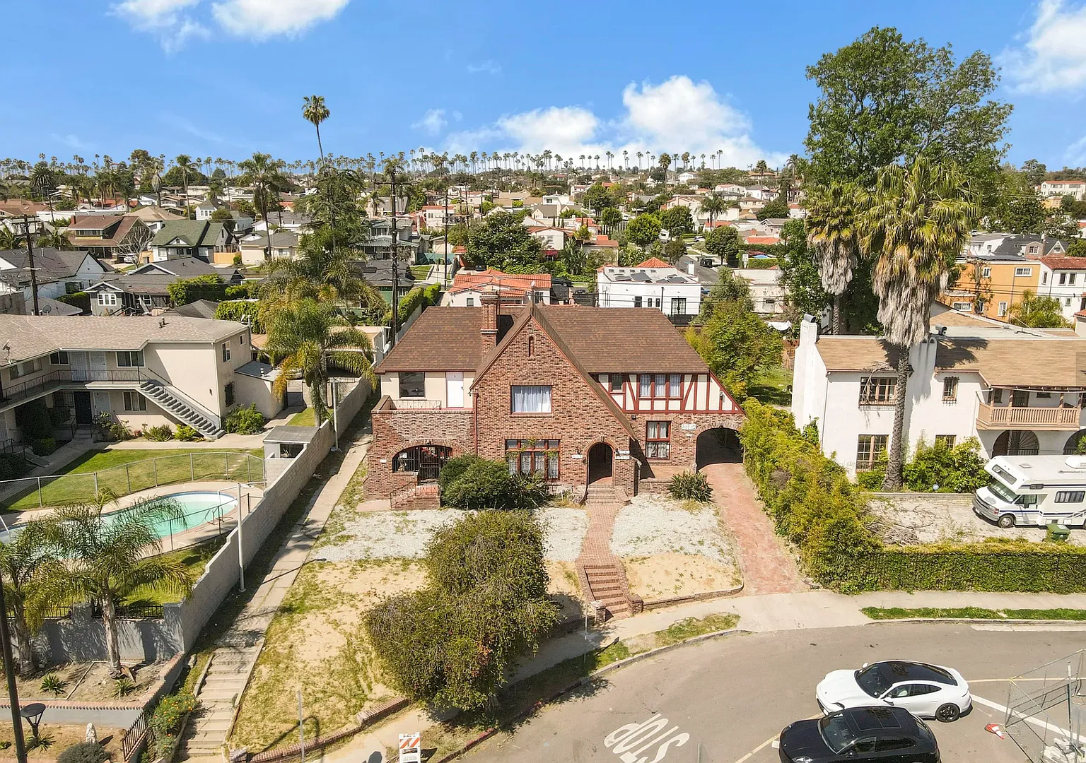 5107 Crenshaw Blvd — Photo 2