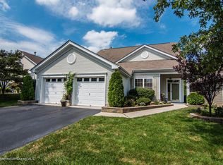 55 Spring Valley Dr, Lakewood, NJ 08701