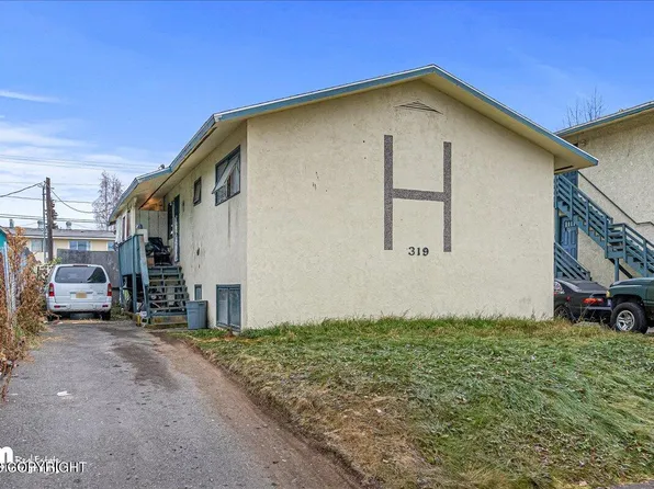319 N Bunn St, Anchorage, AK 99508