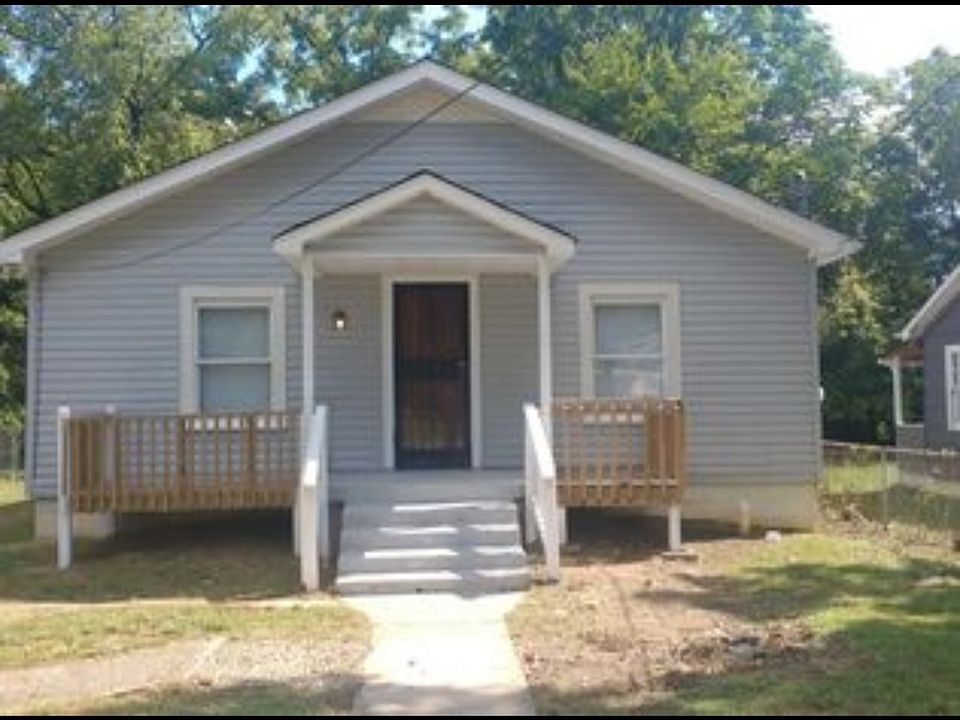 1st image of 218 Ault St
