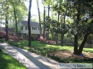 3223 Mountainbrook Rd, Charlotte, NC 28210