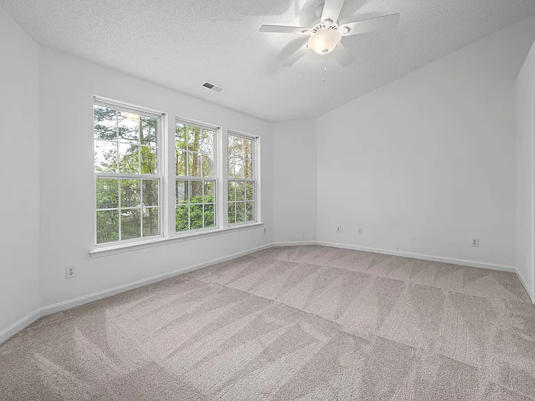 6905 Dawnalia Ct — Photo 23