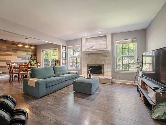 5th image of 7640 Thistlewood Ln