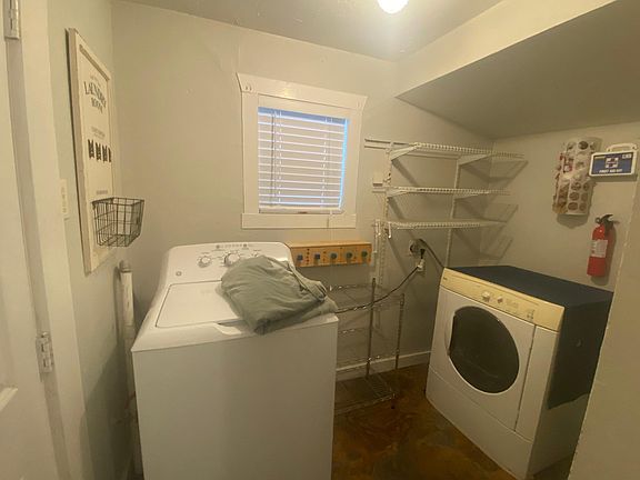 5th image of 2715 Frazier Ave