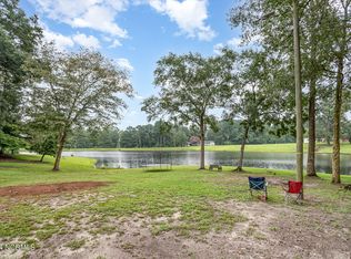 285 Melvabrook Dr, Clinton, NC 28328