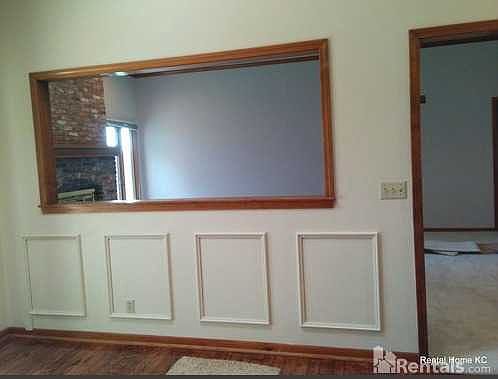 3rd image of 11213 W 106th St