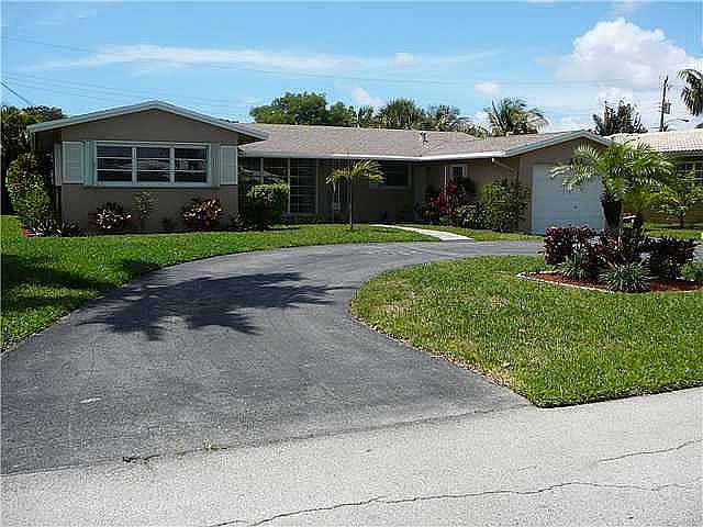 1st image of 242 Oceanic Ave