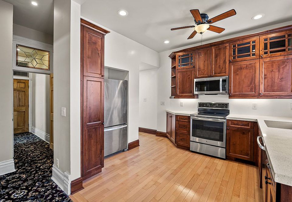 1st image of 205 Logan St Building 2