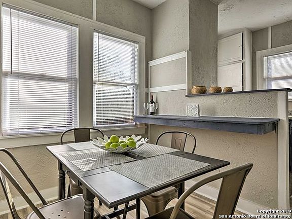 2nd image of 1805 N Flores St Unit 4