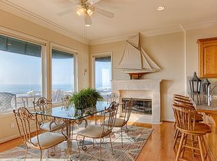 641 Beach Dr, Aptos, CA 95003