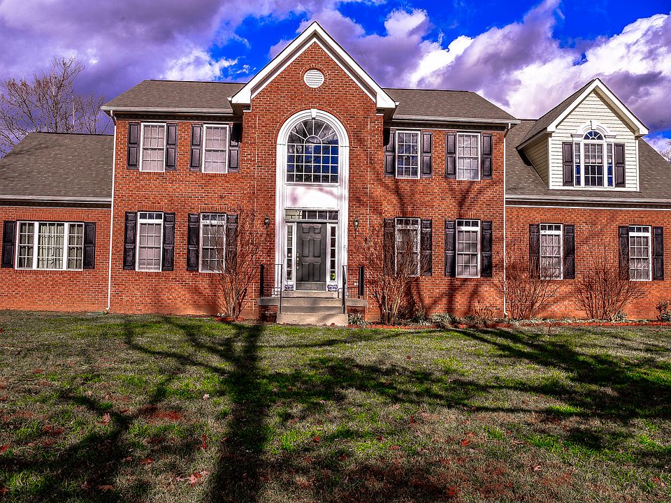FOR SALE! Amazing Estate!