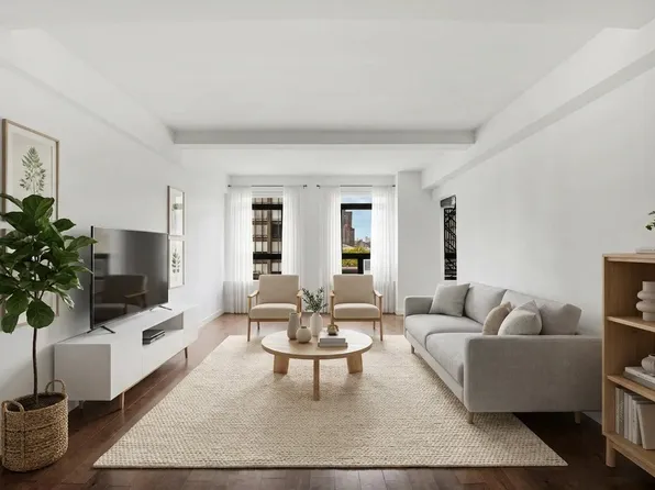 2 Beekman Place image 1 of 7