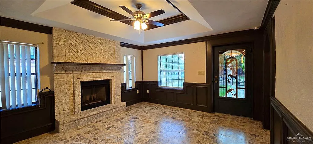 3 bed, 2.5 bath, 2172 sqft, $1,750 — Photo 3