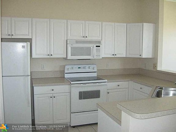 3rd image of 4600 SW 160th Ave APT 635