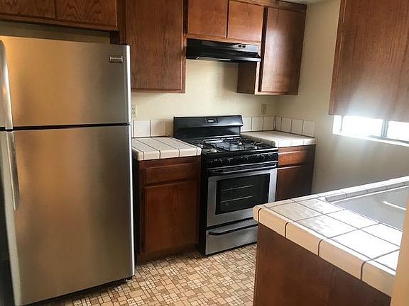 4th image of 1914 Martina Ave APT 4