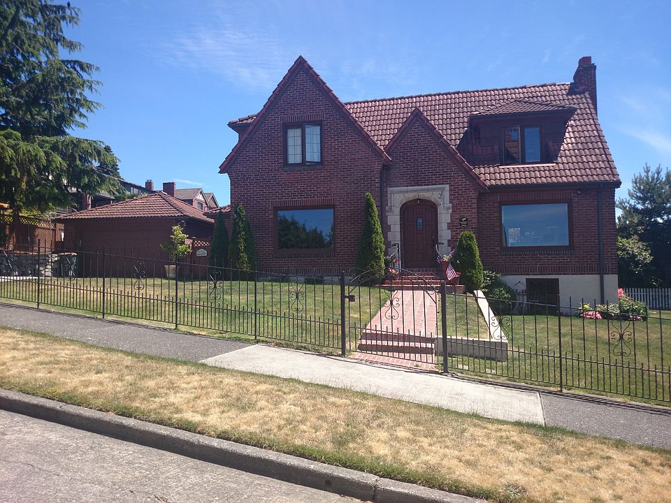 1st image of 3919 W Parkmont Pl
