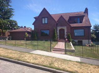 3919 W Parkmont Pl, Seattle, WA 98199