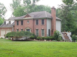 10651 Oakton Ridge Ct, Oakton, VA 22124