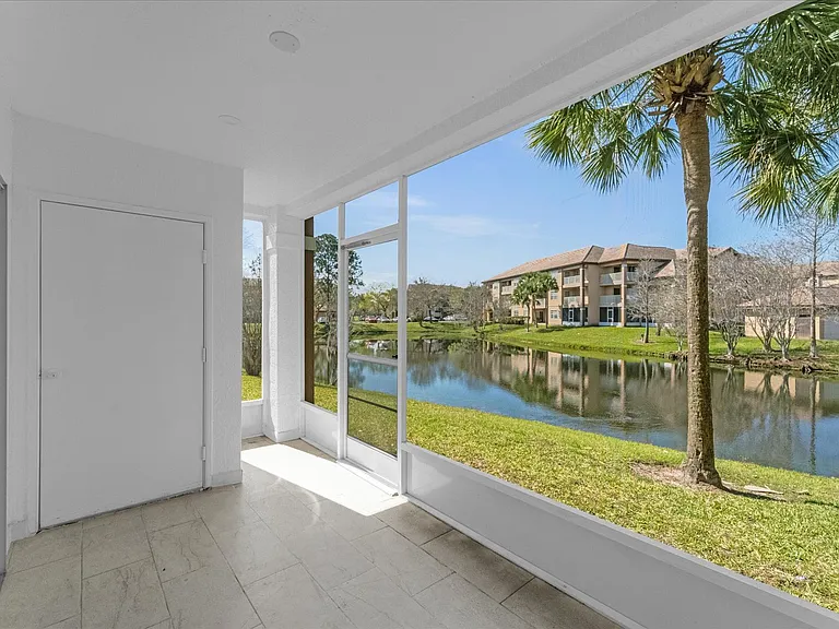 14036 Fairway Island Dr #1-1513 — Photo 11