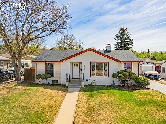 2nd image of 637 Glen Eyrie Cir