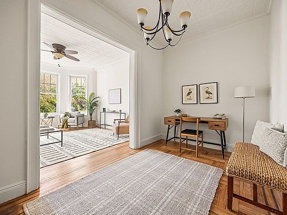 2nd image of 413 Vanderbilt St