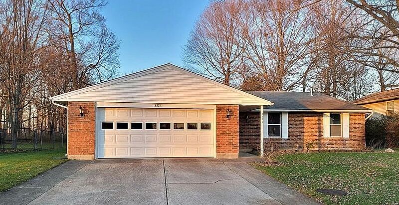 1st image of 8521 Pinegate Way