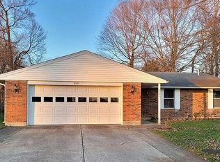 8521 Pinegate Way, Dayton, OH 45424