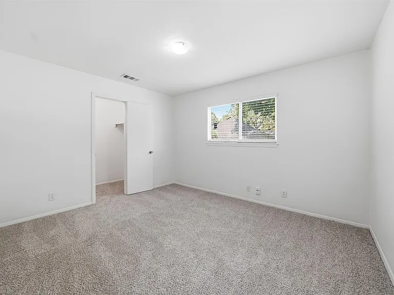 9005 Blue Quail Dr — Photo 29