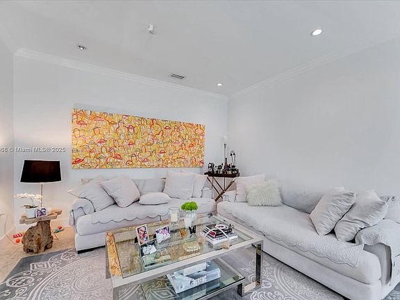 3rd image of 3062 New York St #3062