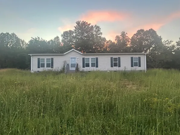 221 Ring Creek Rd, Mount Airy, NC 27030