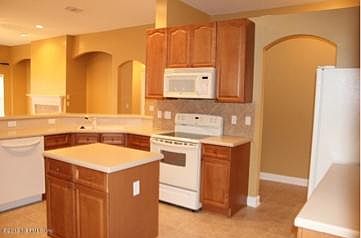 2nd image of 2237 W Clovelly Ln