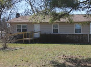 1805 Jean St, Lawrenceburg, TN 38464