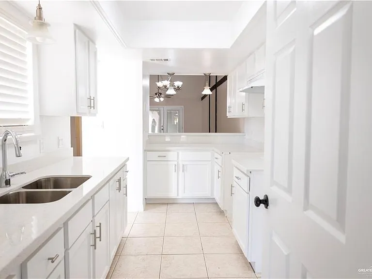 1801 Highland Park Ave — Photo 7
