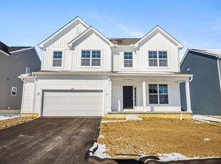384 Winged Foot Dr, Commercial Point, OH 43116