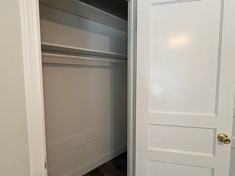 6600 Outlook Ave — Photo 7